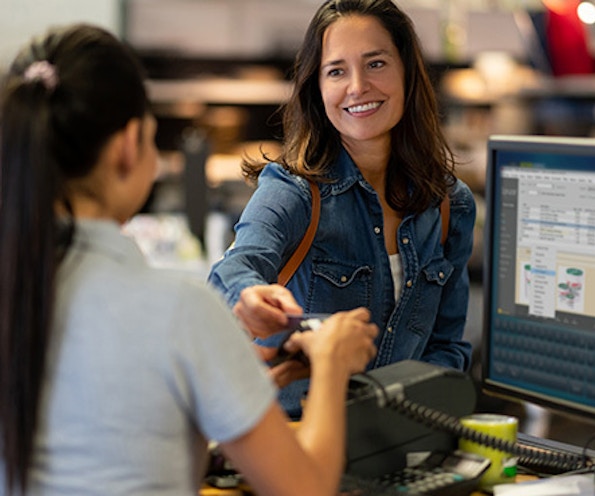 E CS Build Customer Loyalty Grow Sales 2column E CS Build Customer Loyalty Grow Sales 2column
